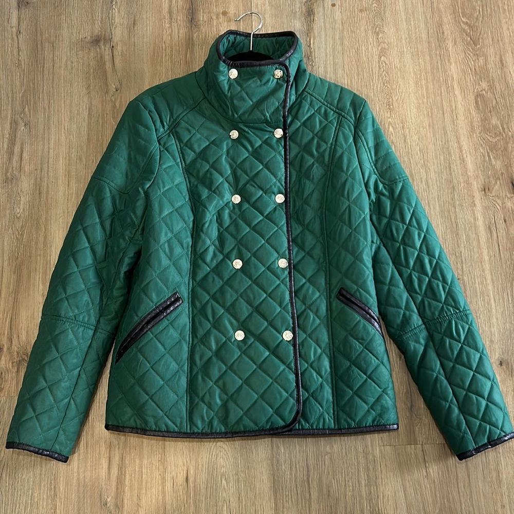 Jessica Simpson Kelly Green and black trim patchwork long sleeve snap up jacket